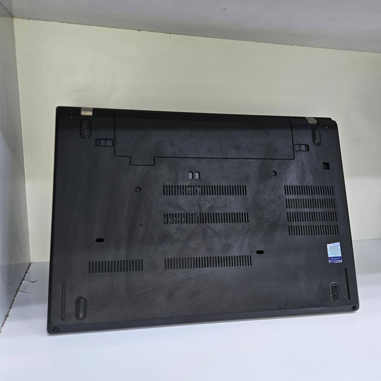 T480 جيل ثامن فقط ب240
‏💻 المواصفات:
· ‏معالج Intel Core i5 الجيل الثامن
· ‏رام 8GB DDR4
· ‏ذاكرة 256SSD سريع
· ‏نظام Windows 10 عربي سريع وسلس جداً
· ‏كيبورد عربي + إنكليزي بإضاءة وألوان
‏
· ‏جنطة اللابتوب موجودة 🎒
· ‏الجهاز نظيف ومناسب للدراسة، العمل، التصفح والبرامج اليومية
‏
‏💰 السعر: 240 دينار عراقي
‏واتساب فقط 7844515426
‏اتصال فقط‪***********‬
‏تلي كرام hw2lc
‏
‏
