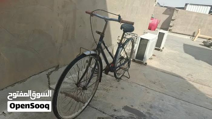 البايسكل خربان و يرادله تصليح ب الزنجيل و تبديل تايرات السعر فقط 25,000 ( غير قابل للتفاوض ) مكاني قضاء ابو الخصيب ناحية حمدان للطلب والاستفسار واتساب ***********
