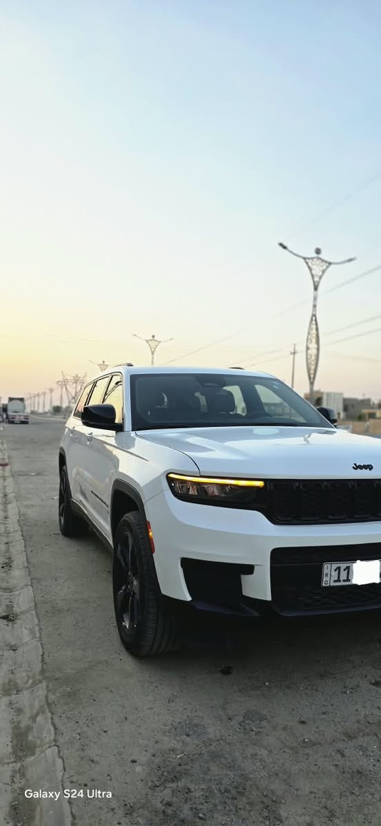 ٧ راكب • محرك ٣٦٠٠ • رقم بغداد