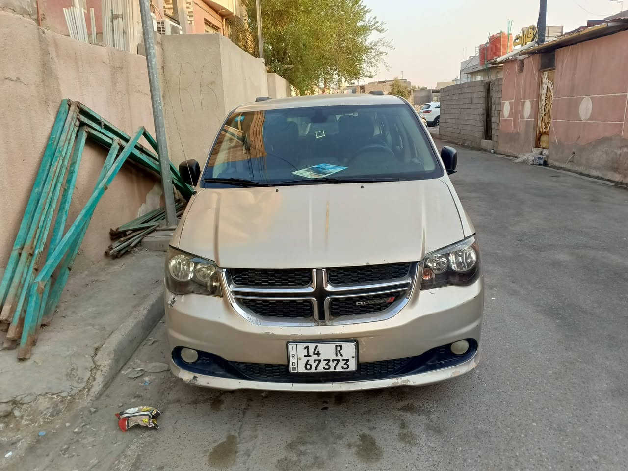 دوج كرفان • موديل ٢٠١٤ • رقم بصره