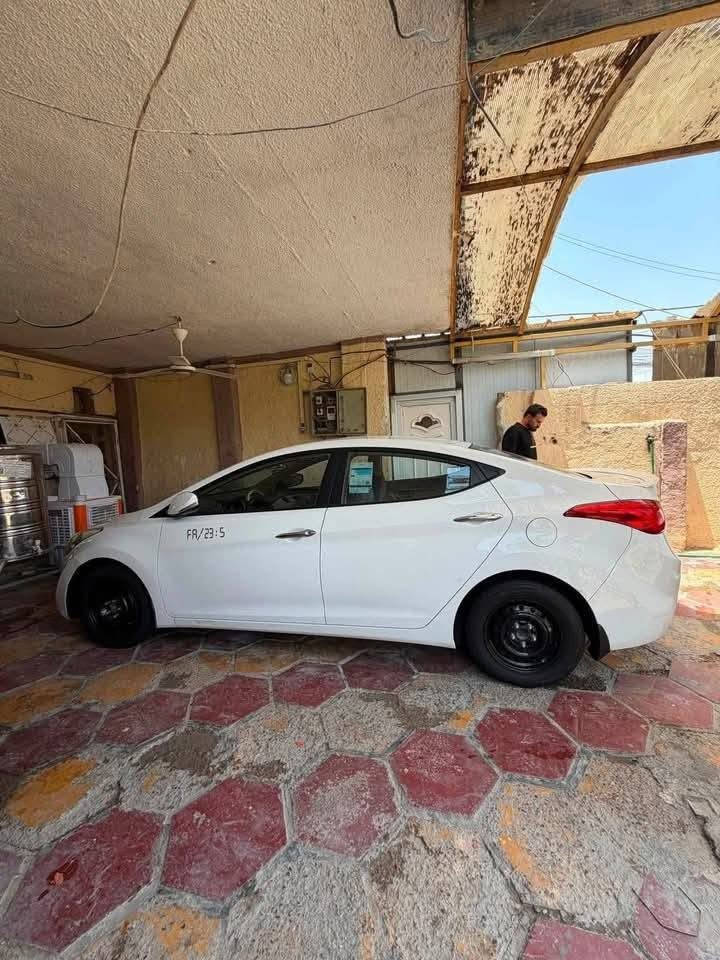 90 وبيها مجال  وبسلام عليكم شباب النتره 14 خليجيه بسمي تبريد ثلج سياره جاهزه مناقصه شي بيه دوسه صبغ وبارد خفيف ميبين اله تجي تشوفه كير مكينه شرط المكان بغداد شهداء البياع لاستفسار لاتصال واتسب ***********
