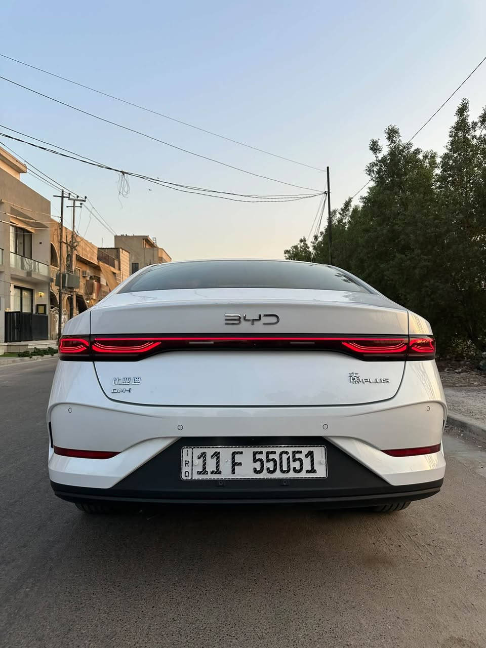 السلام عليكم
بي واي دي كن بلاس  2025 

ماشيه 6 الف الكلي
داخل زيتوني + احمر
على وضع الشركة كفاله فقط بس الي موضح بالصوره
مكفوله من الصبغ ولبارد 

تحويل ثاني يوم 
هزه جديده + سنويه جديده 

مكاني بغداد السيديه 
السعر / 20،800 وبيها مجال بسيط
***********
