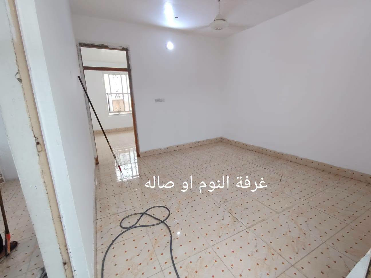🏠 دار للبيع في بهرز – باب الخان
📐 المساحة: 100 متر
📏 الواجهة: 8 م × النزال: 12.5 م
🏡 طابقين
📜 طابو زراعي – سند 25

🔹 الطابق الأول: استقبال، صالة، غرفة نوم، مطبخ، صحيات داخلية وخارجية.
🔹 الطابق الثاني: 3 غرف، صحيات، وبيتونة.

📍 الموقع: بهرز – باب الخان

📞 للاستفسار: ***********

نص مكتوب في الصور:
- صحيات
- استقبال
- غرفة النوم
- صاله
- مطبخ
- غرفه النوم
- غرفة النوم او صاله