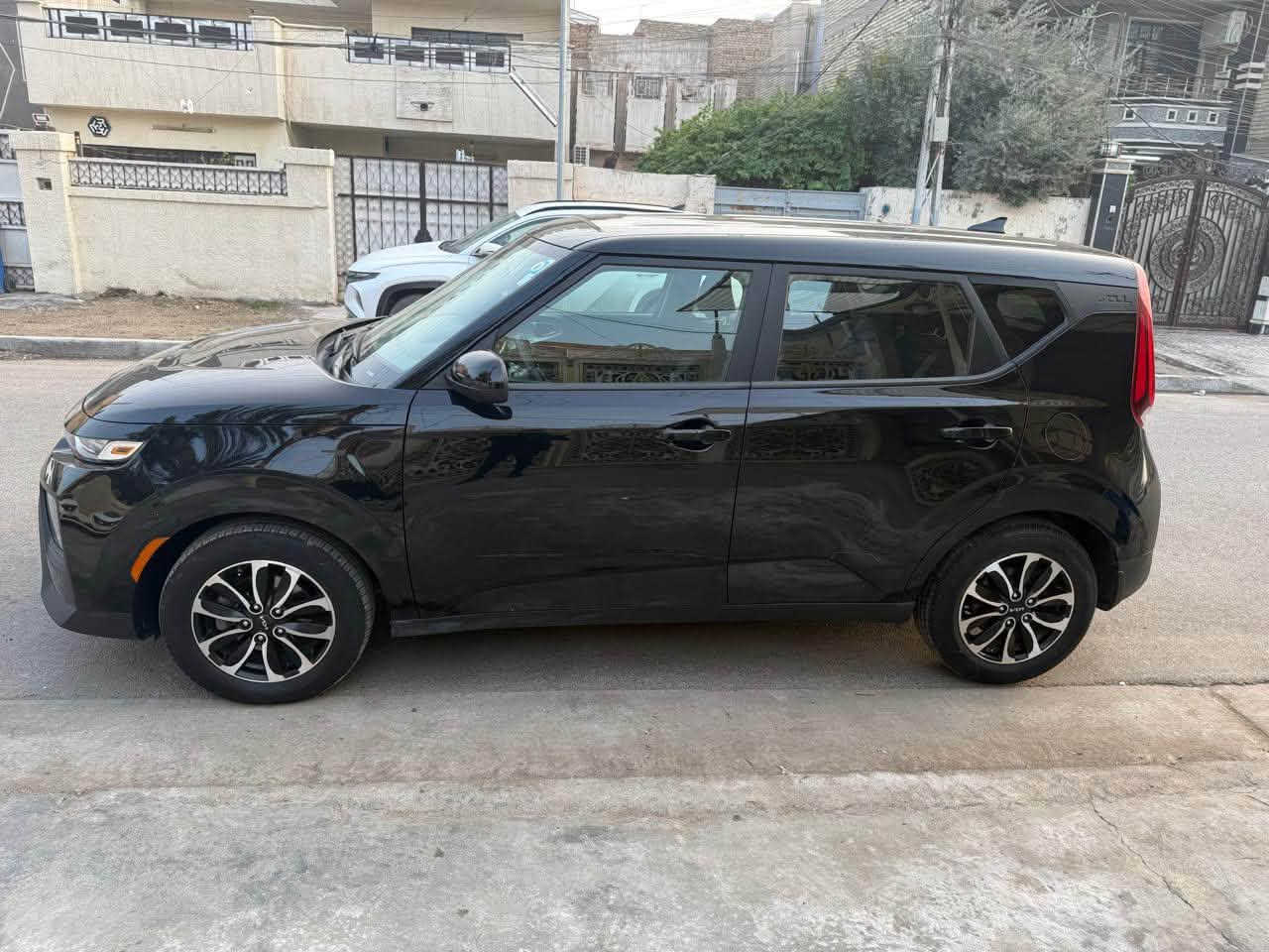 كيا سول • ٢٠٢٢ • رقم بغداد