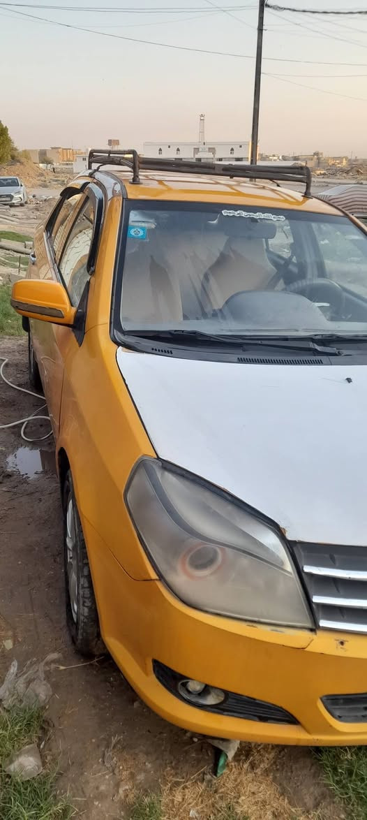 جيلي MK موديل ١٢ سيارة جاهزة ب اسمي السعر ٣٢ ورقة وبيها مجال .. ***********
