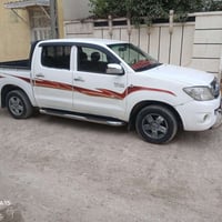 هايلوكس • ٢٠٠٦ • رقم بغداد