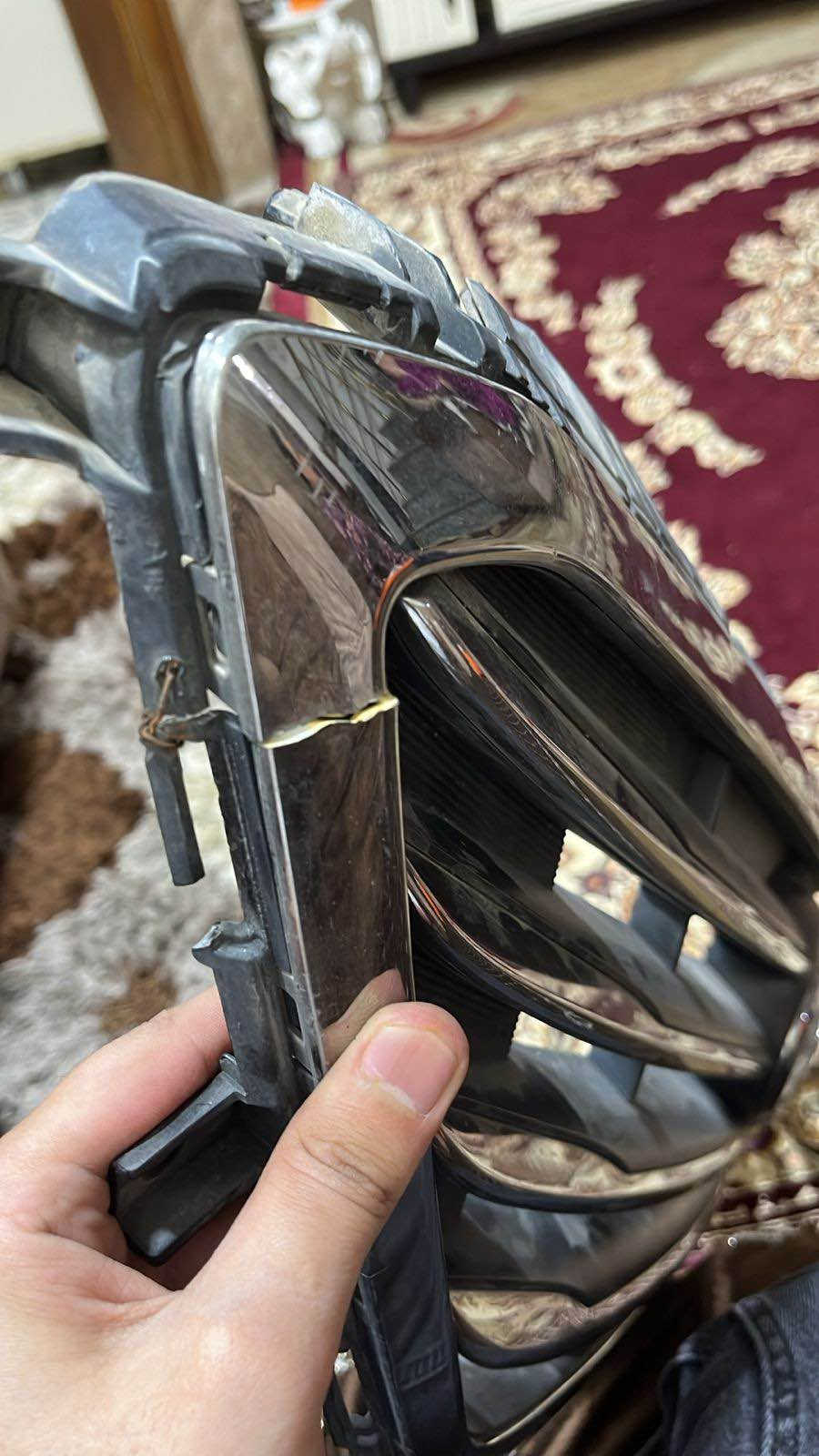 سلام عليكم غراض مال سوناتا قيم بما يرضه الله واهذهن بالعافيه العلم كلهم شغال والشباك الامامي بي كسر بسيط عنواني دهوك اكو توصيل *********** دهوك, العراق
