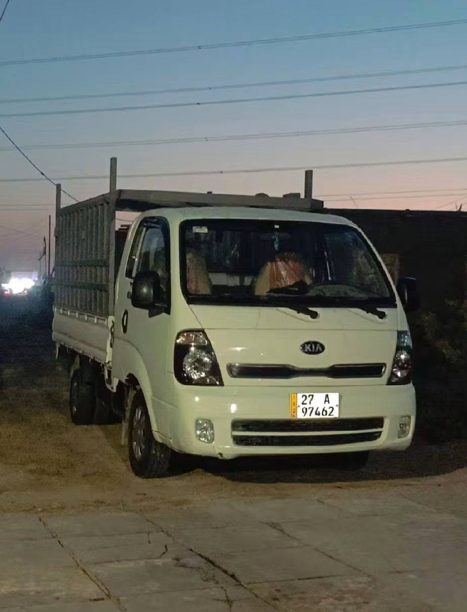 سلام عليكم كيه لبيع مفتوح مديل 2017  محرك كير شاصي رقم شاصي مكفوله كفاله عامه حداديه جديد تبريد ثلج سعر 105وبيه مجال بصيط لشراي   الي مو شراي لا يكسر بحلال الوادم  مكان ناصريه رقم ***********
