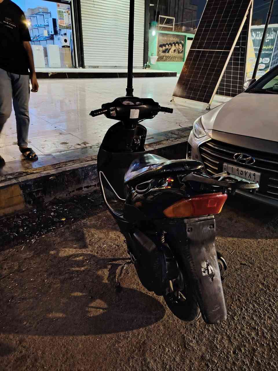 السلام عليكم دراجه نضيفه كلش ما مفتوحه  سعر 350 رقمي *********** حي الغدير
