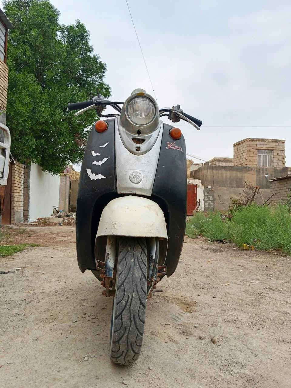 ياماها مصريه للبيع 150 بيه مجال
سوق الشوخ العكيكه 
كابريتر جديده بلك جديد قايش جديد شوته جديده 
لايت يشتغل بس باتري تعبان  
هذه رقم راعيه ***********
