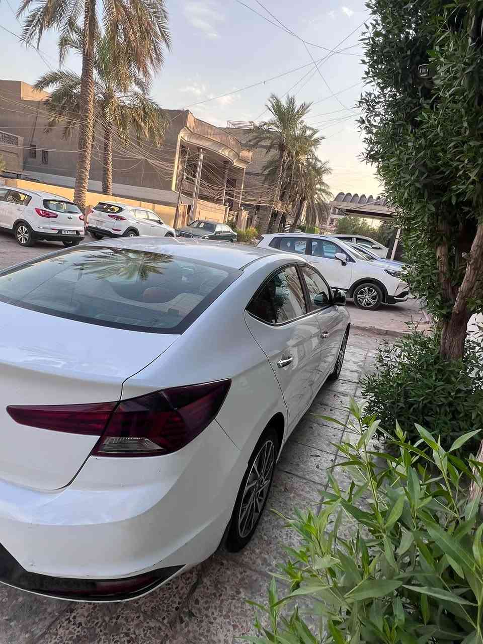 ٢٠١٩ خليجي للبيع فول عده البصمه
الضرر جاملغ جهه السايق مبدل اصلي وكاله وشويه صبغ بالبنيد
المكينه ٢٠٠٠ دوش 
الكير اي تي المرغوب 

بيها صوت رواجز خفيف بس بالتشغيله 
السياره باسمي 
المكان شارع فلسطين 
***********
السعر ١٣٧ قفل
