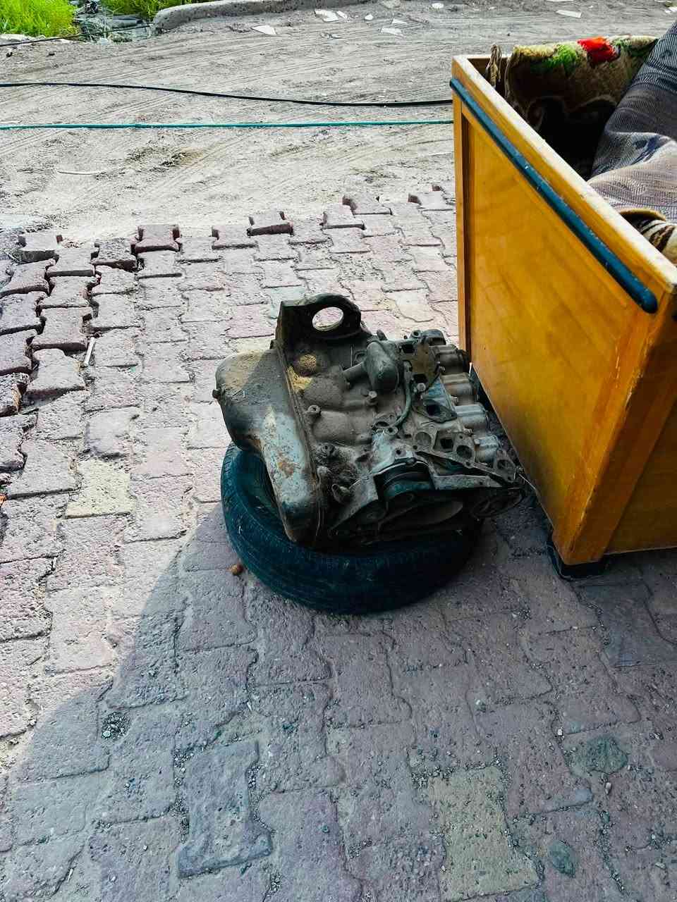 السلام عليكم اخوان سياره أوبل استره السياره خير من الله حداديه جديده ومكينه وكير خير من الله نضافته السياره هاي شوفت عينك مع أدوات تفصيخ مكاين 2 وياه المكان السماوه لاستفسار اكثر علا رقم ‭***********‬وبيكم خير وتدللون 🤍
