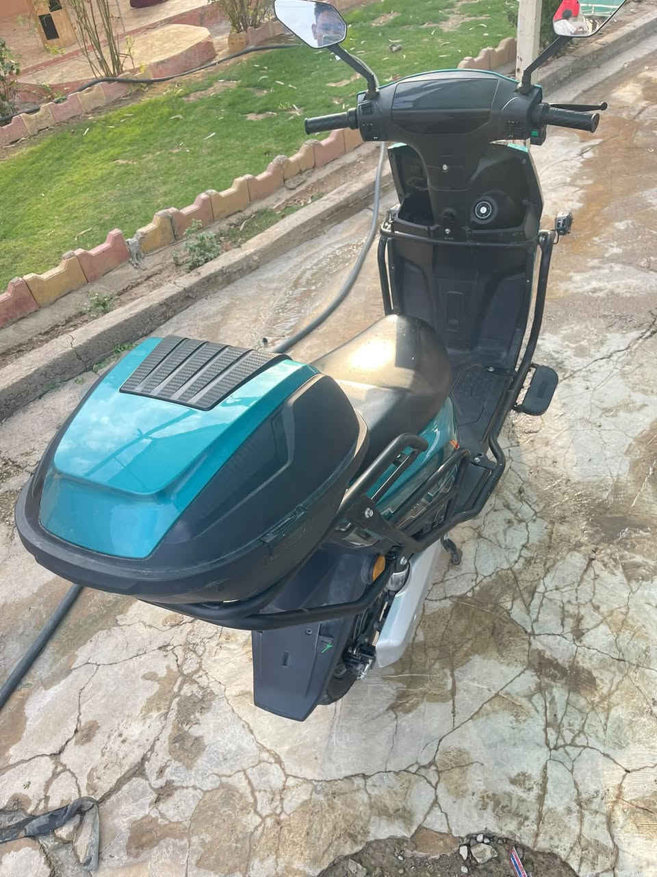 سكوتر كهربائي • ٦ بطاريات ليثيوم • سرعة ٩٠