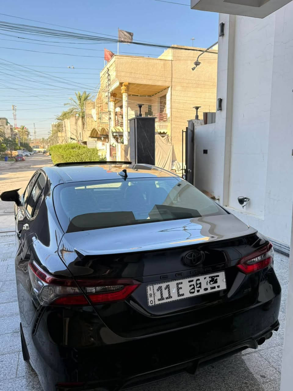 كامري SE Plus 2023 (بيع او مراوس راف فور)
رقم بغداد بأسمي تحويل ثاني يوم
السيارة جديدة ماشية 55 الف 
بصمة ، فتحة ، شاشة كبيرة ، كشنات تدفئة ، قطعتين تبريد ، تشغيل عن بعد ، شحن لاسلكي وبعد هواي مواصفات السيارة مسويلها ادامة كاملة تخم تاير باتري حدادية دسكات مكملها من كلشي مابيها اي نقص حادثها جداً بسيط جاملغ وربع البنيد بدون ايرباك.
مكاني بغداد /الغزالية
***********
