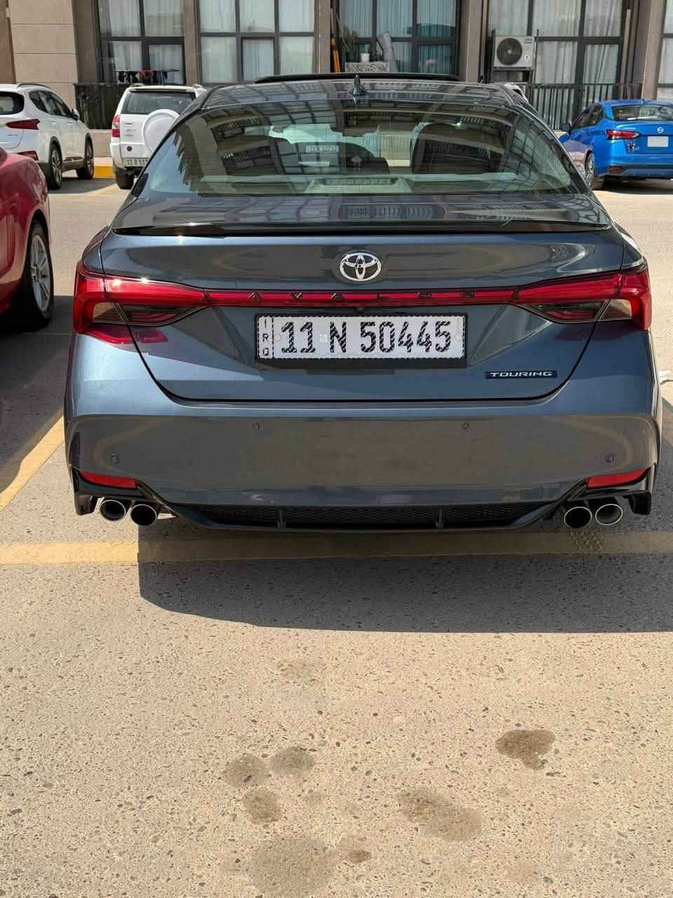 سلام عليكم
افلون  2020  Touring فوووول مواصفات  

محرك 3500 

داتة شو 

كشنات  الامامية تبريد + تدفئة 

الكشنات الخلفية تدفئة 

تبريد خلفي 

كراسي كهرباء 

ميموري كراسي 

رادرات من كل الجوانب 

حساس امامي 

حساس خلفي 

سلايد روف 

4 انظمة قيادة sport + sport plus echo normal 

كامرات محيطية من كل الجوانب 

توقف ذاتي 

هاند بريك بصمة 

اشاير بالمري 

ليتات الاماميه زنون بلاد 

البك لايت لد بلادي 

نظام صوت JBL 

شاحن تلفون واير ليس 

تشغيل عن بعد 

تحكمات ستيرن من كل جهات 

مثبت سرعة

شفتات كير بالستيرين

تحديد مسار  

وبعد بيها مواصفات ماشية58 الف mi 

حادثها جاملغ وباب السايق فقط وباب خلف السايق مباوك لون ويه باب السايق  بدون لغد وبدون شواصي  وهذا رقم الشاصي الي يحب يشوف صور الحادث 4T1HZ1FB2LU039348

***********

رقمها بغداد تحويل ثاني يوم السعر 21500
