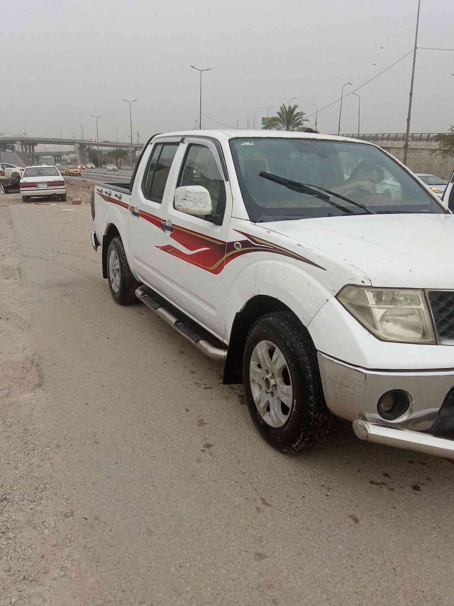 السلام عليكم سياره بيكم نيفارا للبيع موديل 2008سياره مكفوله ماعدا الجاملغ الايمين مبدل سياره بأسمي رقم جديد انكليزي مكينه بلاديه كير عادي العنوان البصره شط العرب السعر 77ورقه وبيها مجال قليل كلش حق الجيه رقم الهاتف ***********
