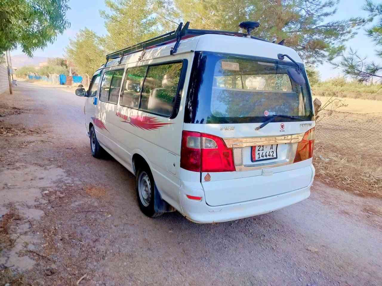 فوتۆن ١٤ نەفەری گێڕ ئۆتۆماتیک جایز سەنەوی تا ٢٠٢٨ تازە وەکالەت بەناو خۆمانە تاخمێ تایەی تازەی لەسەرە سەیارەکە هەیکەلی زۆر جوانە گێڕ و مەکینەی لۆک خراوەتە سەری 

سعری 75 گڵا کەمێ مەعمەلەی برایانە 

***********
***********
سلێمانی
