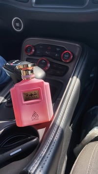 عطر نسائي • حلويات • زاي للعطور