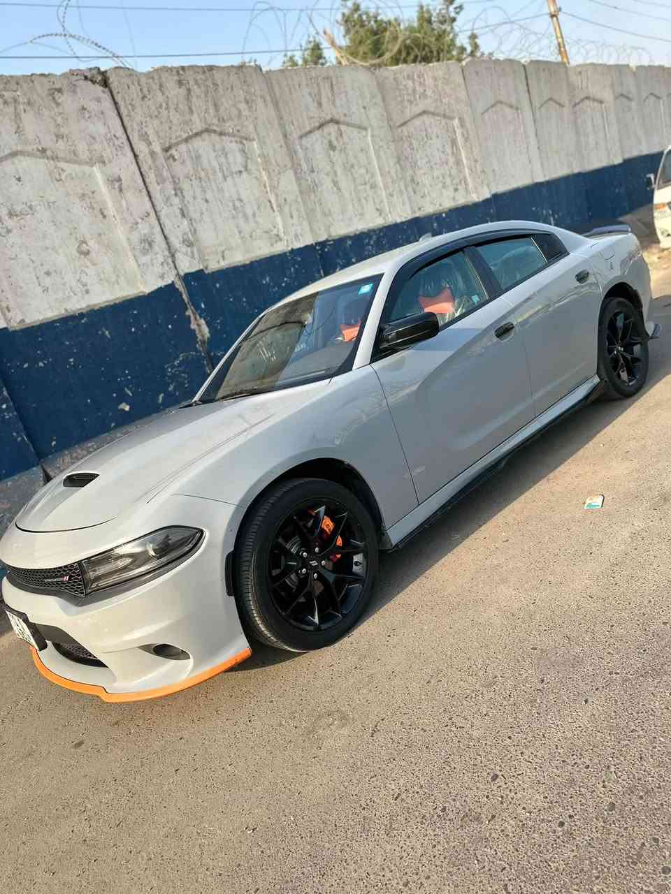 سلام عليكم
جارجر GT موديل21 سمنتي سموك شاشه كبيره داخل مخمل كشن سائق كهرباء سماعات

الباين ماشيه 77بغداد الشعب ***********السعر 22500
