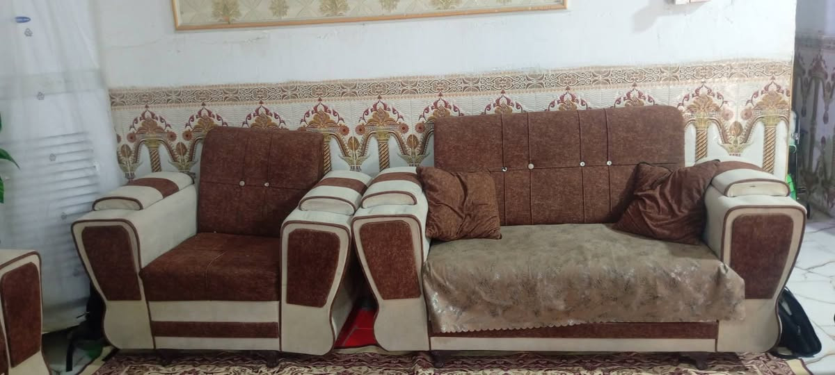 قنفات خمس قطع المكان البصره القرنه الحجز والاستفسارات الرقم ***********

