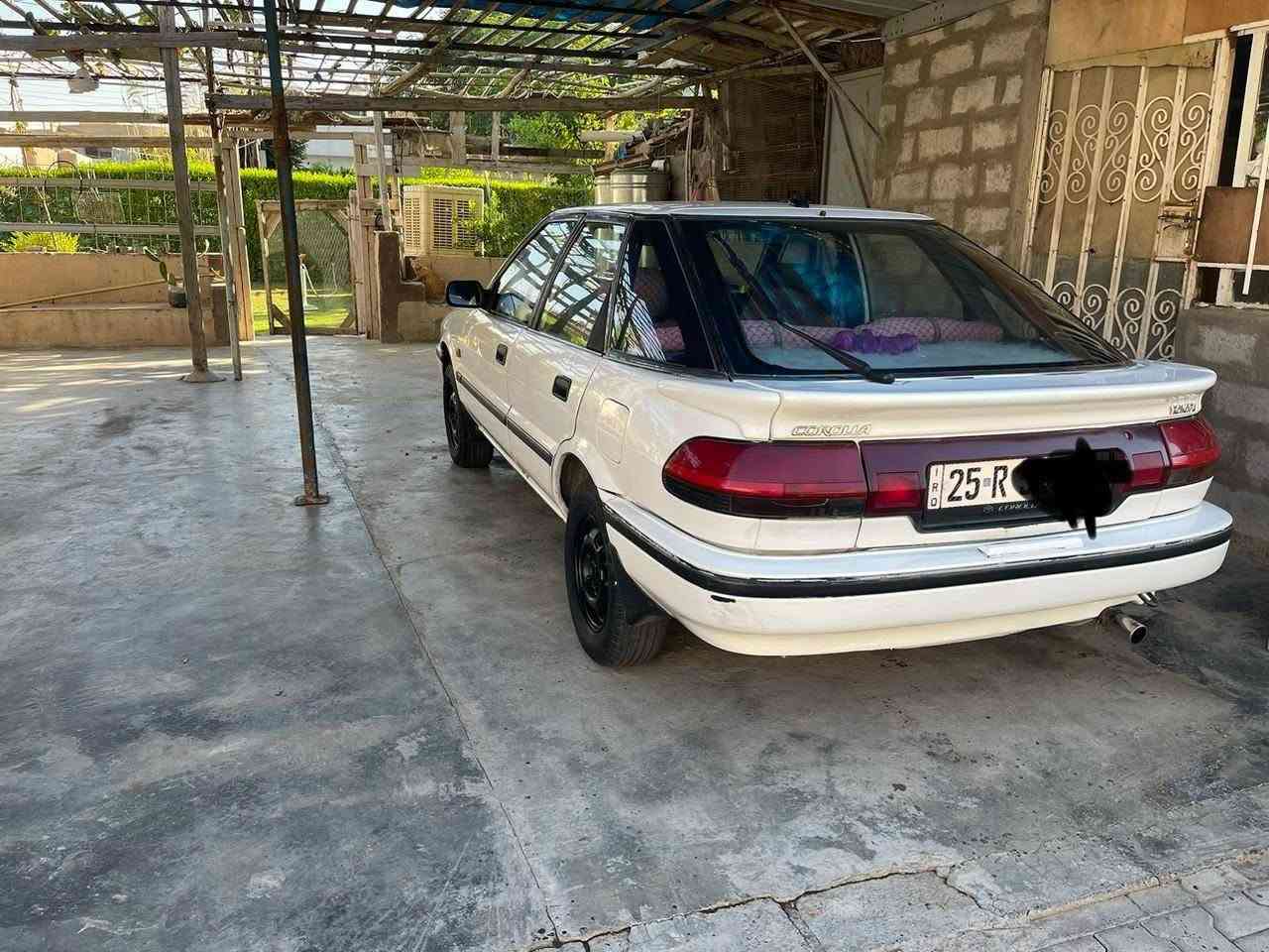 سلام عليكم
سيارة كورلا للبيع موديل 1990 شرط تحويل
سيارة بأسمي ورقه بانزين بي مابي صبغ ومابي اي ضرر 
باقي تفاصيل اتصل على رقمي *********** مامتواجد اهنا والسعر 50
