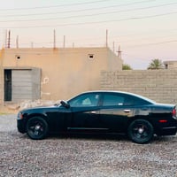 تشارجر SXT • ٢٠١٢ • اسود ملكي