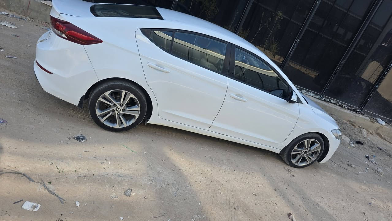 النتره ١٧ خليجي بيه كارت بصيط بقبق الجنطه جاهزه مكينه كير حداديه تبريد السعر ١٢٧ مكان السياره نجف استفسار *********** تحويل وكاله مضمونه
