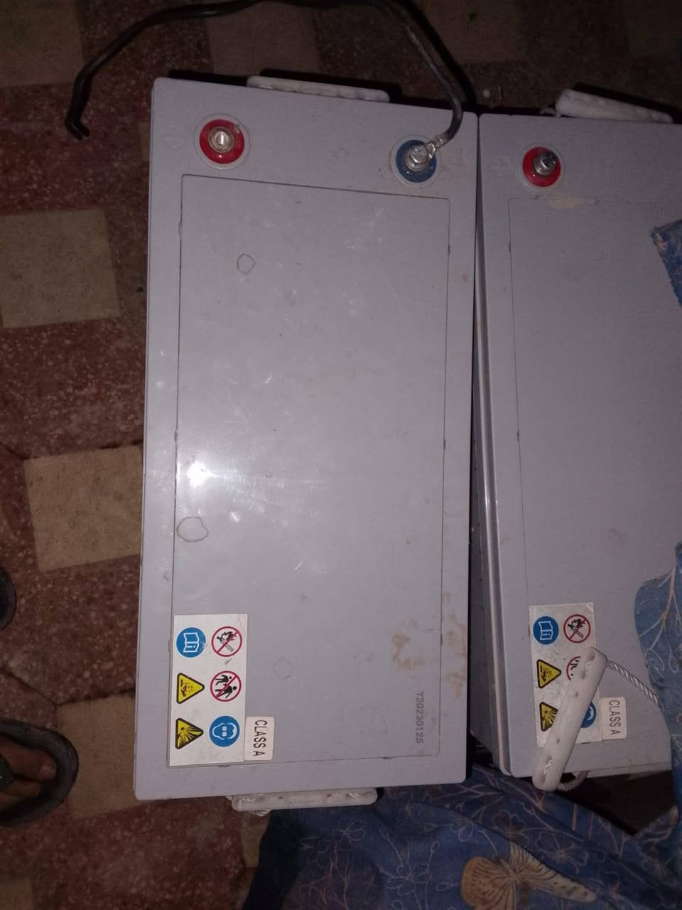 بطاريات عاكس • موديل ٢٠٢٥ • ٢٠٠أمبير