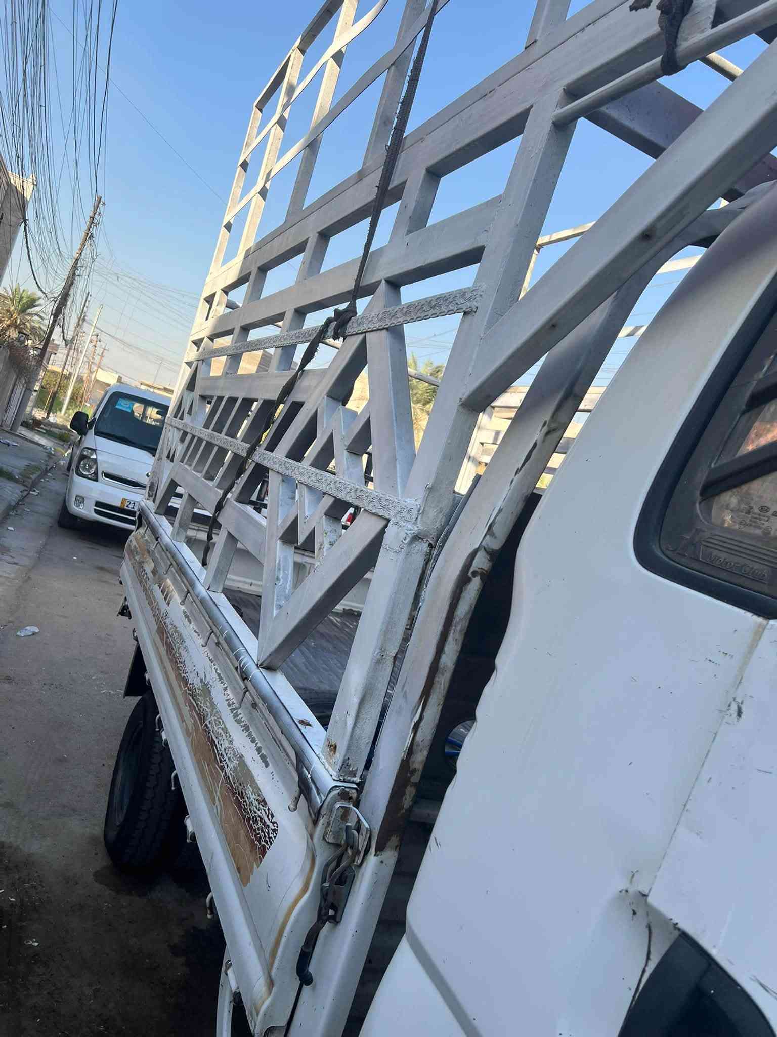 السلام عليكم كيا حمل فحل 4000 موديل 2012 سيارة جاهزة ما بيها نقص أبيع بدون تحويل راعيها متوفي بيها ورثه محرك كير اكسل تبريد سيارة مكفوله ستصب مكفول كلشي ما بيها وتراي وين متريد رايدها 68 رقم هاتف ***********
