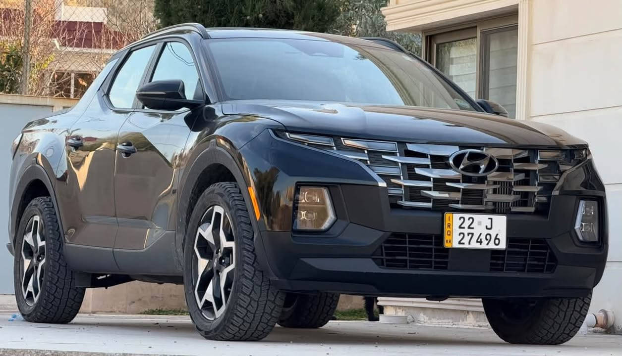 هيونداي سانتا كروز موديل 2023
* المواصفات:  (ليمتد / Limited)
* المقاعد: تبريد وتدفئة
* الصبغ: مكفولة من الصبغ (بدون صبغ)
* الملاحظات: تبديل الدعاميات فقط، مع تعديل على بارد (PDR) في شفة البونيد
* الرقم: أربيل
* السعر: 220 ورقة (22,000 دولار)
* رقم الهاتف: ***********
