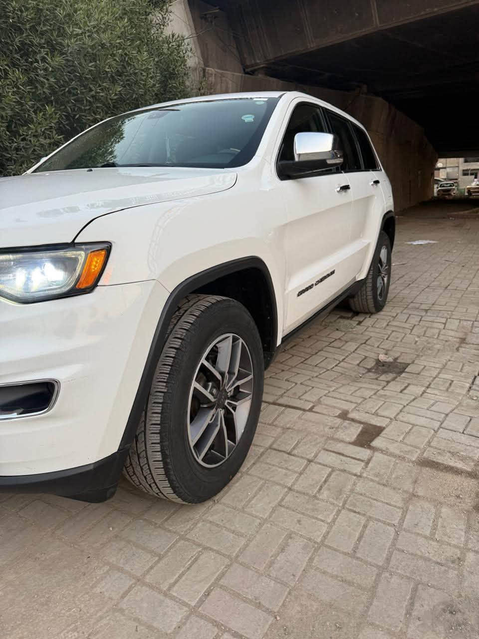 السلام عليكم جيب ليمتد موديل ٢٠١٩ كلين تايتل فول مواصفات مكفوله كفاله عامة من الدعامية للدعامية رقم سليمانية بسمي 
السعر 243$ 
بغداد السيدية 
***********
