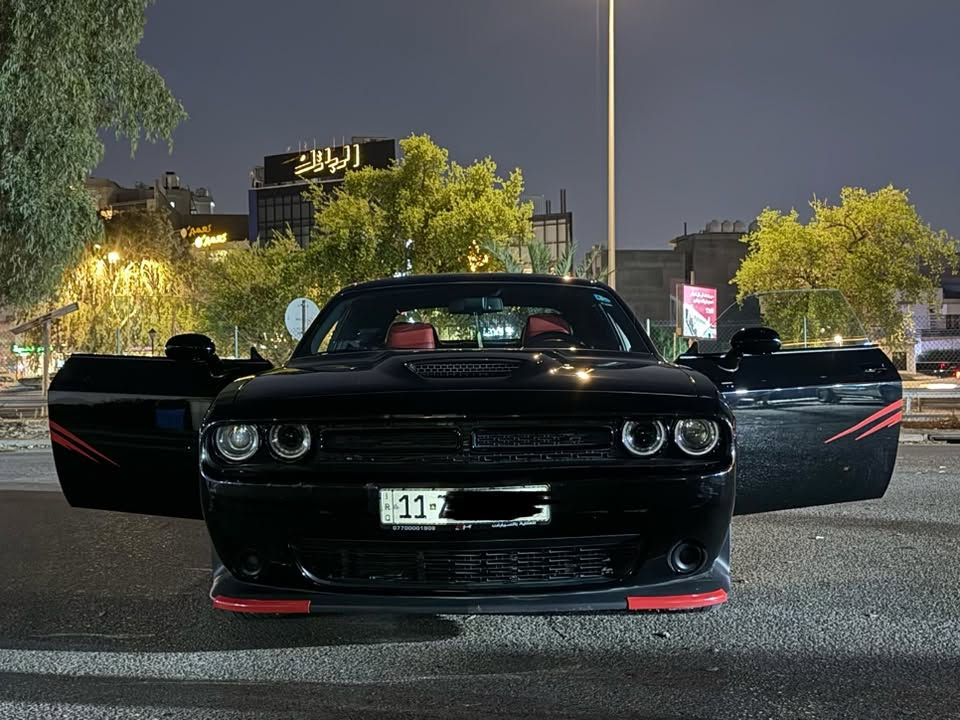 Challenger 2023 GT — LAST CALL

حادث، جاملغ خلفي راجع BDR 
وجاملغ الامامي الايمن مبدل ومصبوغ وشبر من البنيد مصلح 
ومصبوغ امريكا وبيهة سحبة بصيطة بالشاصي الامامي 
والكارفكس للتأكيد

🚘 السيارة كاملة مكملة، ما ناقصها أي شي.

🔥 المواصفات:

* رادار خلفي جانبي
* كشافات ضباب زينون
* مصابيح أمامية LED
* حساسات
* سستم صوت Alpine
* ويل قياس 20 إنج
* مقاعد رياضية
* مقاعد كهربائية
* تشغيل عن بُعد
    * ستيرن كهربائي
* محدد سرعة
* شاشة CarPlay
* كاميرا خلفية
* مرايا متحسسة للإضاءة العالية
* دخول ذكي (بصمة)
* ممشى 30,000 ميل

✨ إضافات السيارة:

كشنات مغلفة أحمر
سستم كاربون فاير 
دفيوزر+ سكوبات 
صبغ فجوج+ الويالة حراراي 
اضائة LED متغيرة ام الضمان 
برمجة نوك ومرارح وفتح سرعة وعزم الى اخره

المكان بغداد _ اليرموك
للتواصل ***********
