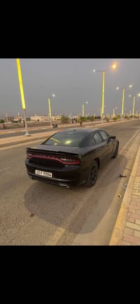 جارجر للبيع مواصفاتها :  موديل 2022 ماشيه 65000 ميل دفع رباعي بوليسي ف...
