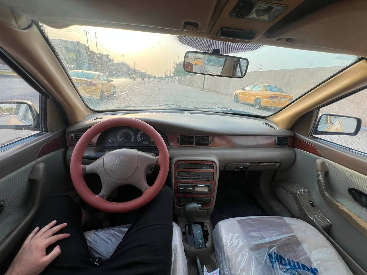 السلام عليكم
سمند محوره كير اوتماتيك ومكينه كورلا الحديث بيكاتشو ١٦٠٠ كير ومكينه مكفولات جدد 
مصفره هيئه وغرامات سنويه ٣٠ تحويل ثاني يوم 
مصبوغه فرن جماليه 
حداديه امامي خلفي جديد 
دوشمه جديده دواخل عسلي 
بلاجكتورات عالي ناصي 
كهربائيات كيجات كله شغاله 
لسعر ٣٧ مجال قليل 
مكاني بغداد 
هاتف ***********
