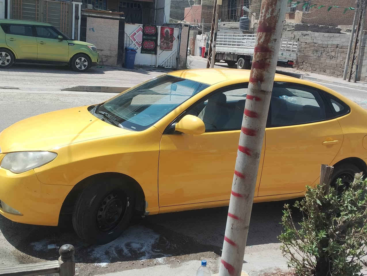 سلام عليكم النتره للبيع سياره خليجية مكفوله من ضربه وتبديل محرك الف 600 دكشن عالي سيارة خير من الله موديل 2008 سنويه مجدده لتلاثين سياره غرفتها جديدة سياره مصفره هيئه وغرامات وبسمي السنويه 

رقم الهاتف ***********. سعر 70 وبيها مجال
