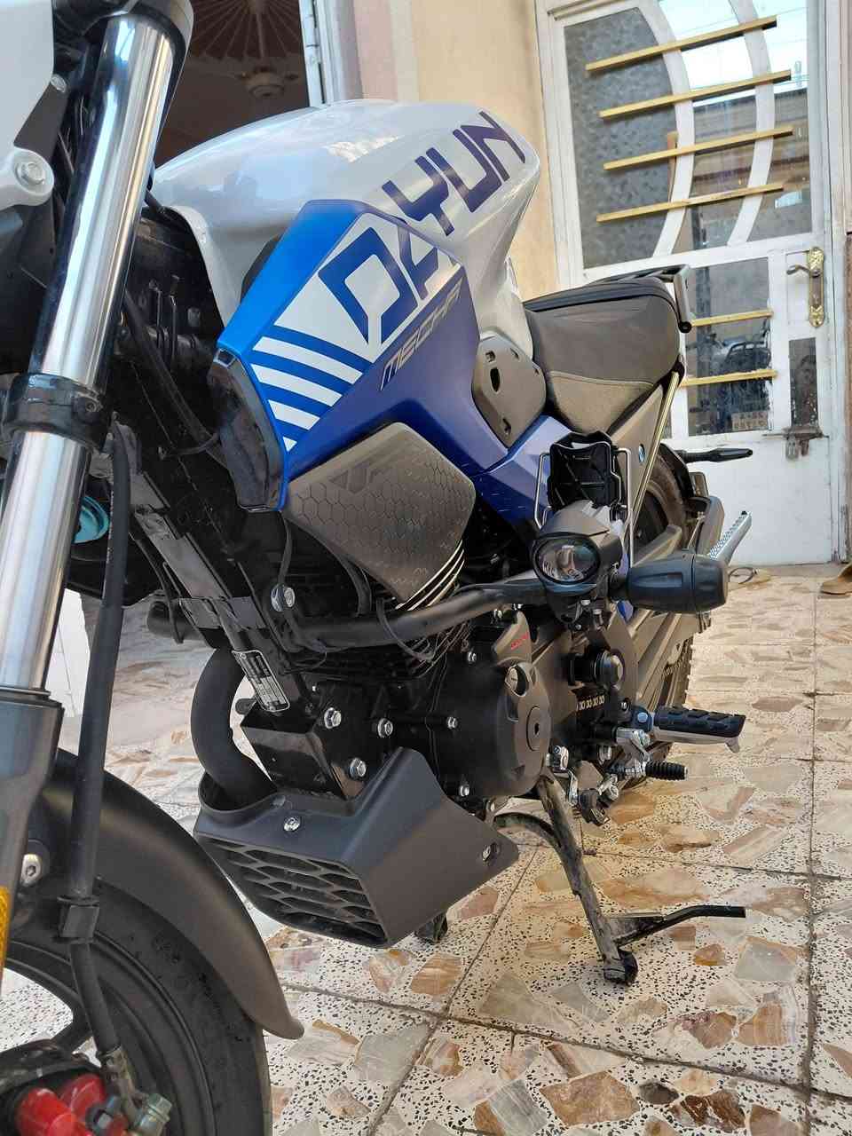 سلام عليكم دايوان ميكا موديل 26 مكينه 200cc الدراجه بعدهي زيرو ماشيه 800 فقط يعني حته مو الف ماشيه اقل الالف رايدها ب 2750 وبيها مجال مستعجل ع بيعته هذ رقمي ***********
