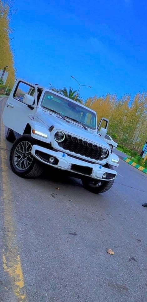 للبيع
حيب رانكلر موديل ٢٠٢٤ 4xe
هايبردبانزين كهرباء

ماشيه 13الف مايل
السيارة بحالة الوكالة جديدة كلش 
فول الفول للأخير سوميت اعلى فئه 
كشنات جلد 
كشنات كهرباء 
كشنات تدفئه
سترين تدفئه
كاميرا اماميه
زراك كاميرا 
كاميرا خلفيه
مرايه وسطيه اوتودم 
رادار حانبي 
رادار خلفي 
رادار امامي
سياقة ذاتيه 
بريك طوارئ تلقائي
كشافات اماميه 
ليد كل الانارة اللي بالسيارة 

نظام صوت Alpine 
امبليفاير بالجنطة بيها صوت كلش قوي 
شاشة كبيرة بيها كل اعدادات السيارة 
بيها نظام Alexa 
السقف سلايد كهرباء 
السيارة فول للاخير وقليل تجي هيج مواصفات 
كلش جديده بعدها بحالة الوكالة حادثها كلش خفيف بدون  دواخل صور الحادث داخل المنشور

رقم بغداد بأسمي
السعر 290
***********
