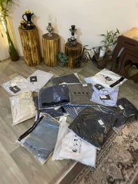 ابيع شلع تعزيلة بيج   ملابس رجالي 15 قطعة كلة جديد   سعرهن 120 الف   ا...