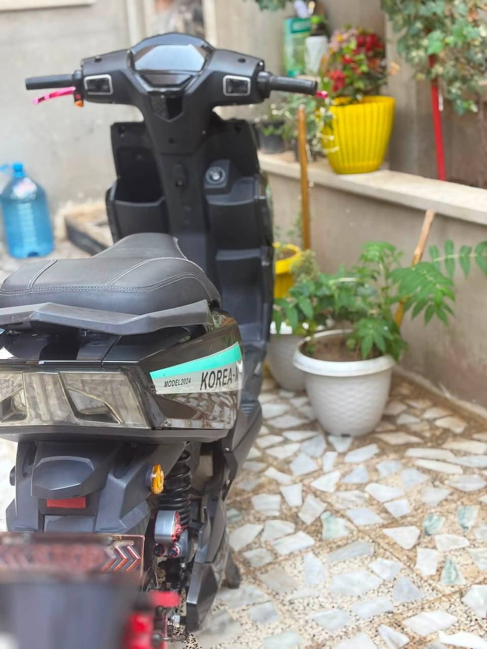 سكنس رياضي بطاريات ليثيوم 30  انبير 72 فولت
ملف عقل بطاريات عل الفحص 

مانع سرقه سويج+بصمه تشغيل عن بعد 

سرعه 70-75 حقيقي 

بريكات دهن 

السعر 525 بي مجال بسيط 

العنوان موصل حي الحدباء 

***********

***********
