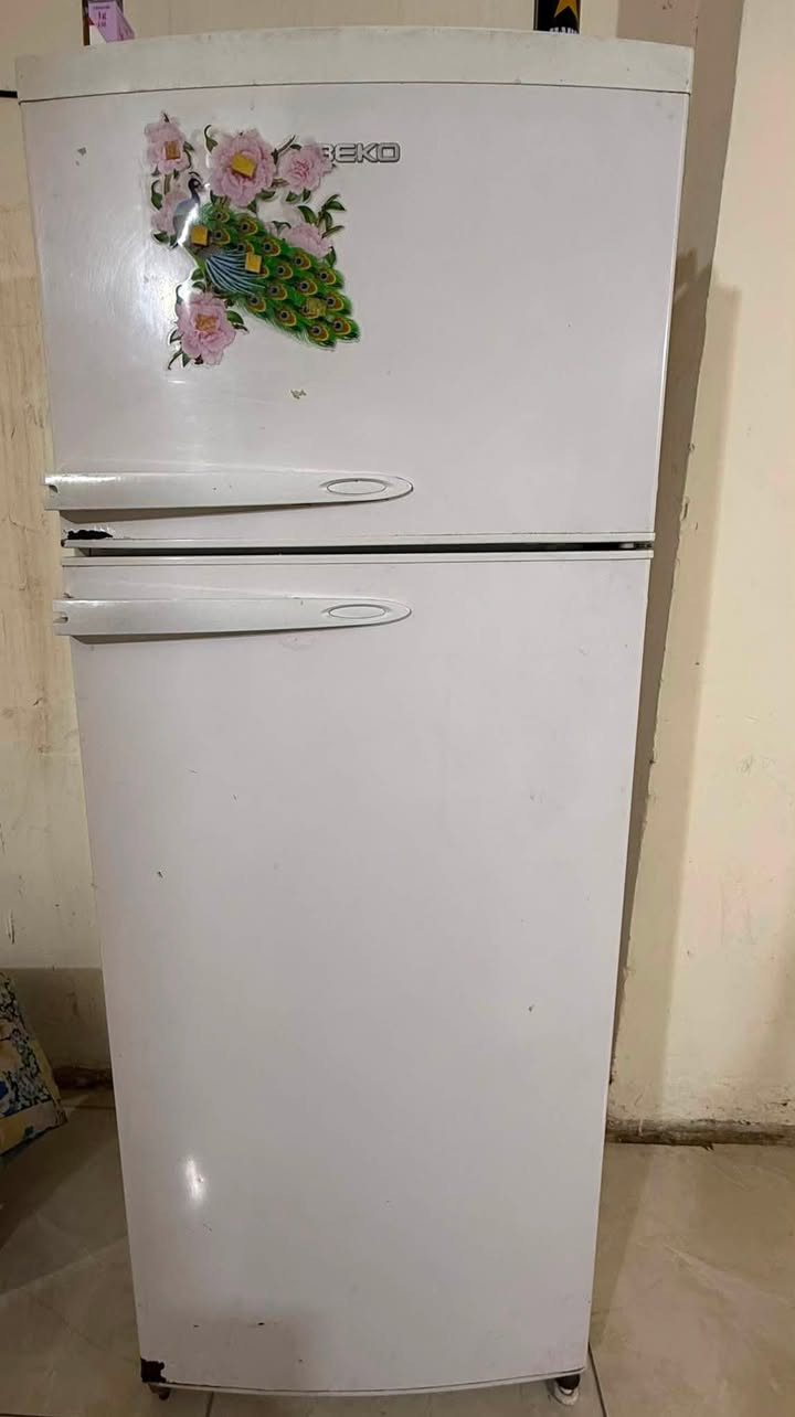 اغراض للبيع كلمن وسعره 
بغداد / المشتل 
***********
