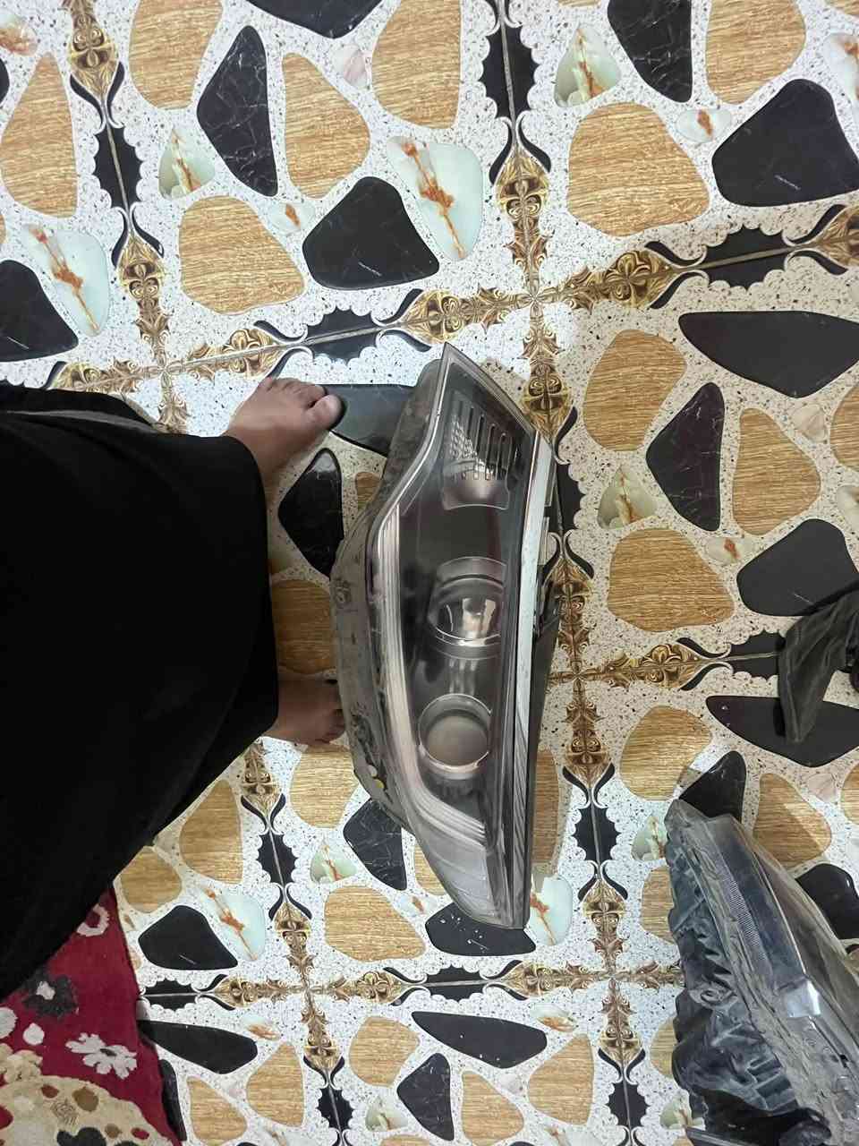 سلام عليكم عندي زوج لايت اوبتما ١٧ البيع مكاني الشطره***********
