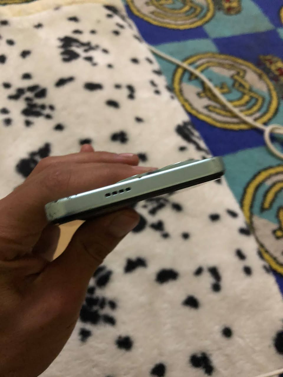 نظيف • صوت عالي • بحركه