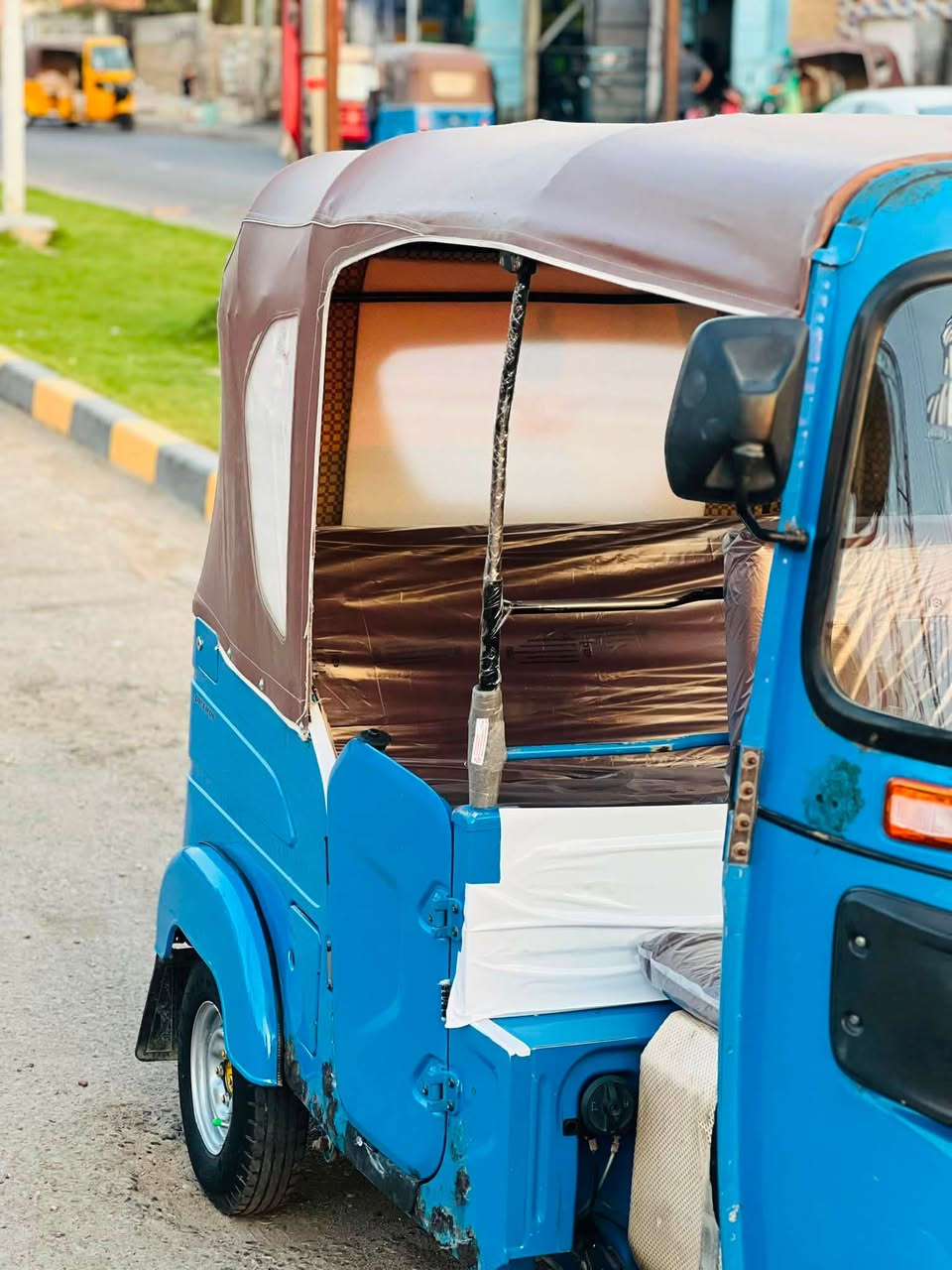 تكتك لبيع موديل 22وراق وكيل سيد وسام كشره مكفوله تكتك مال جناي مكاني لمجر الكبير سعر7350وبيه مجال***********
