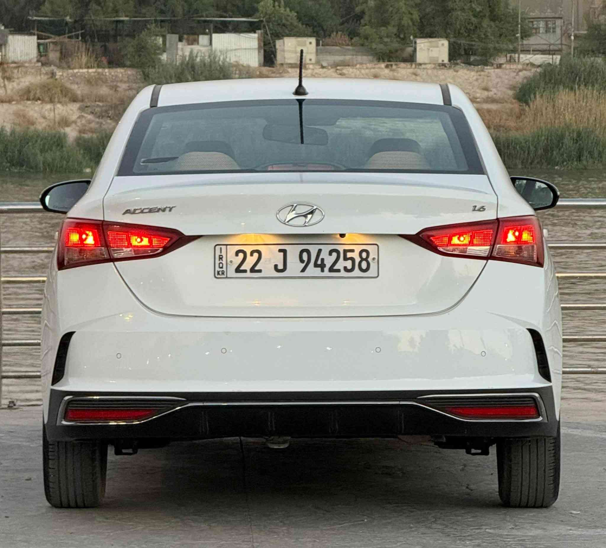 السلام عليكم
اكسنت 2022 خليجي رقم اربيل بأسم شركة وكالة او تحويل مضمون 

سياره بيه كلير جاملغ خلفي جه سايق فقط مال دبي 

المواصفات : 

شاشة / محرك 1600 دوش / شباج نيكل / قطعتين تبريد / فول

 تحكم ستيرن  / مانع انزلاق / حساسات / اشاير مري / كامره / 

ارضيه جلد مدوشمه 

مغلفه كشنات جلد  بيجي 

ماشيه 24 الف كيلو 

مكاني الكاظمية شارع اكد 

للتواصل والاستفسار : ***********

