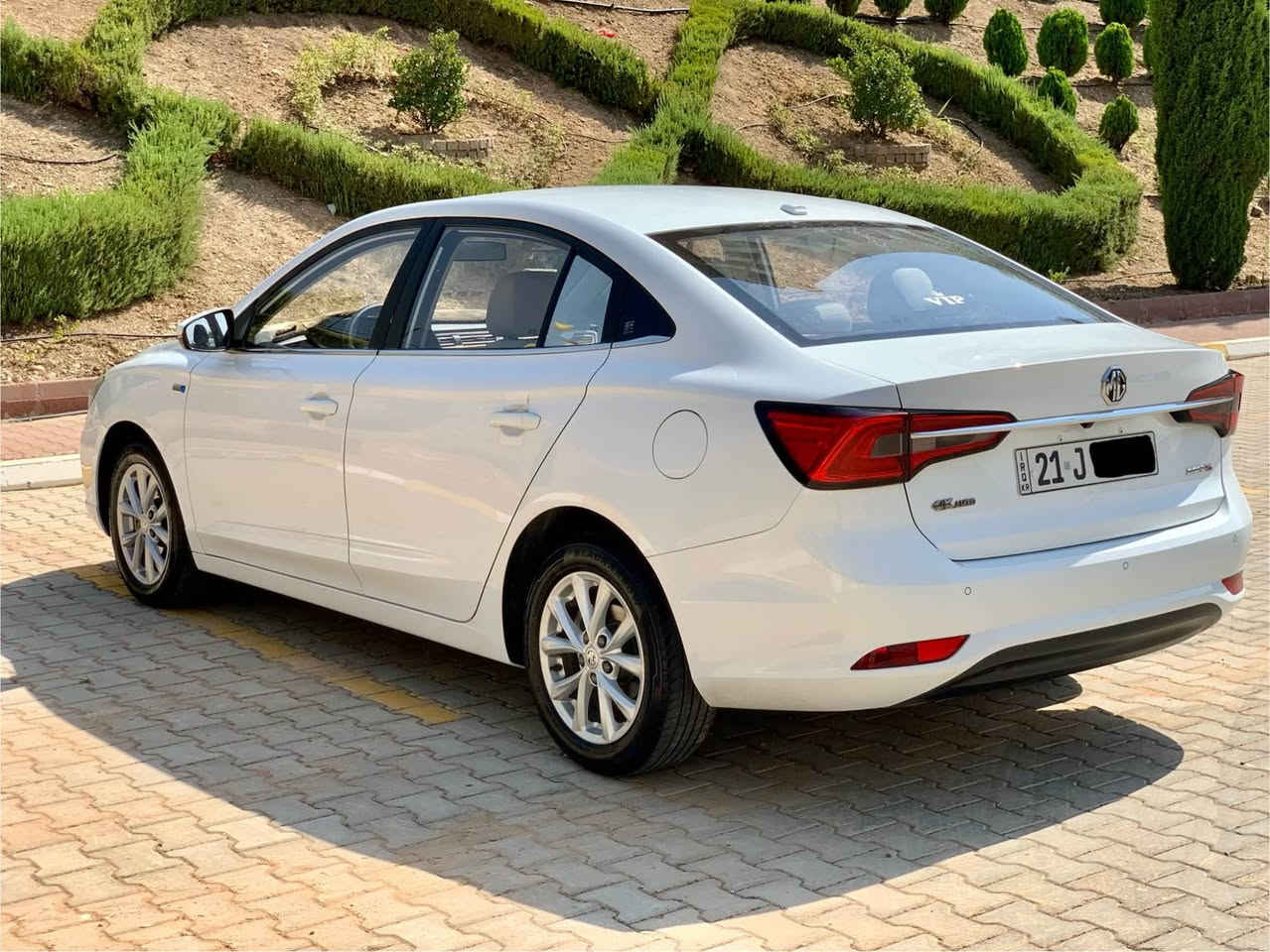 MG5 Comfort 2024🈯️
❇️کۆمفۆرت- ٦ ساڵ زەمان - 35000 کم ڕۆشتووە -بۆیاخ و ساردو شوختی نیە تەنها تەرزەیەکی زۆر وردی هەیە بە چاو نابینرێ -زۆر پاک و جوان -تەنها لە شەریکە سێرڤس کراوە -هەموو گیانی لەسەر دەقی شەریکەیە 
💯ئۆتۆماتیک-بەصمە-شاشه-كامێرە-حاسە-ناوکرێمی-دوو مۆدی لێخوڕین-پێش و دوا ليد-ئۆتۆ لایت -ویلکەپ-ئیشارەتی سەر ئاوێنە- تحدید سرعە ـ ڤۆلیۆم-ABS-تەبرید لەمس -حساس تایە 
✅🥇 گاعی قاڵبی بۆ کراوە -بەرمەجەی دیلکۆی بۆ کراوە- لەزگەی دژە خۆر بۆ هەموو جامەکانی کراوە
🕹️شوێن / سلێمانی 
نرخ/103 💵
📲 *********** السليمانية, العراق

