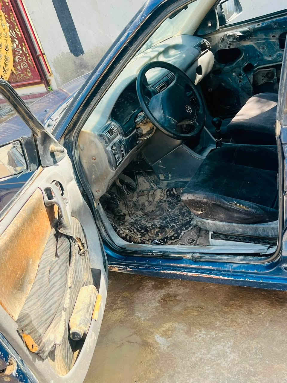 أوبل استرا ستيشن موديل 1992 رقم بغداد شرط تحويل سنويه 28 سياره شغاله وين ما تريد روح بيه السعر 20 وبيه مجال استفسار على رقم *********** مكان سياره ديالى بعقوبه المفرك
