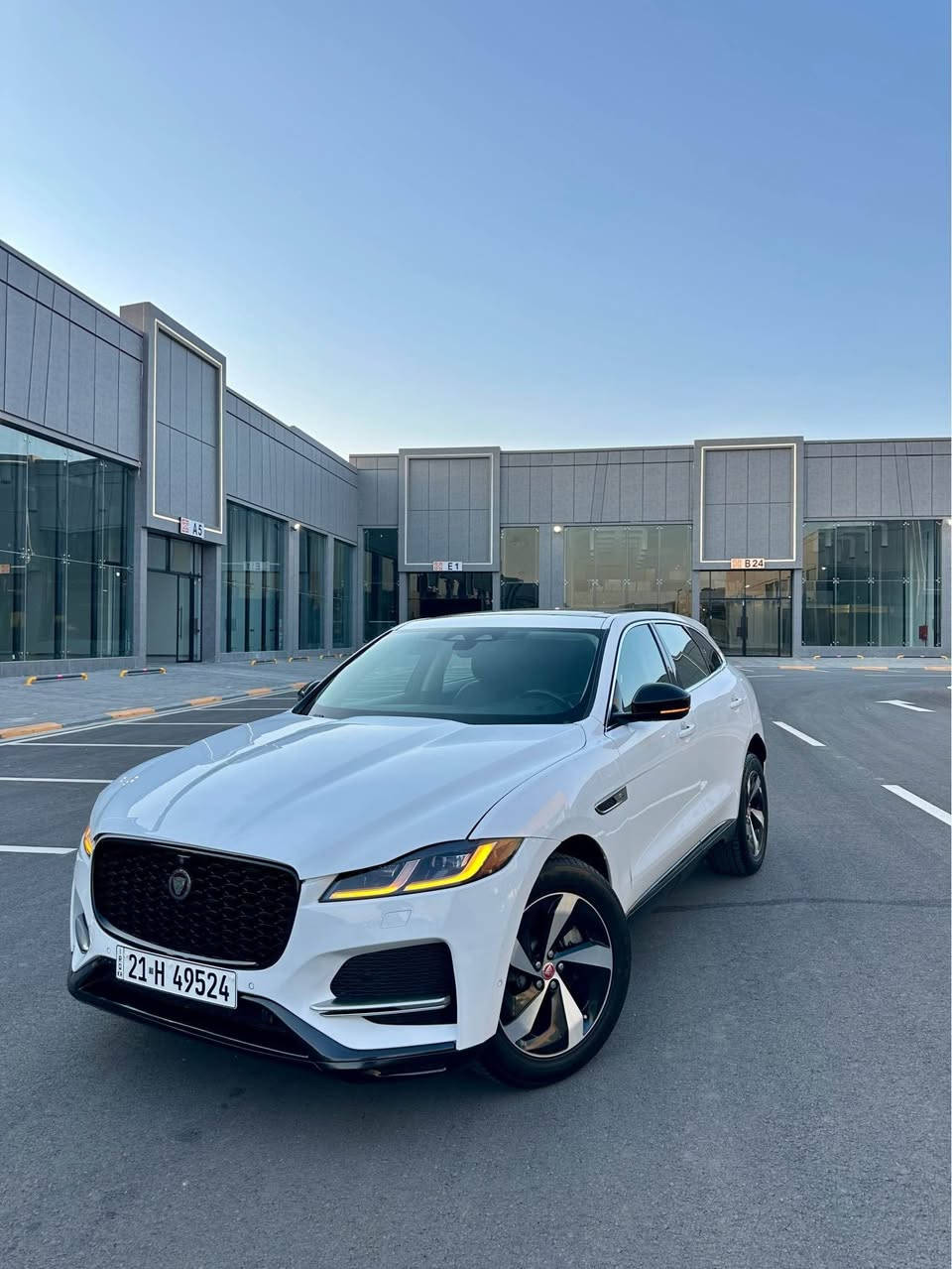 ⚜️⚜️⚜️ JAGUAR F PACE S ⚜️⚜️⚜️

للبيع فقط و بسعر سورنتو و اقل من سعره بشدة 💯

اخوان السيارة وارد امريكي حادثه جملغ واحد جهة سكن صبغ بدون شاصي و بطانة ارباكات سستم 💯

موديل : 2021
رقم شاصي : SADCJ2EXXMA675211
لون : ابيض 
ماشية : ٣٩ الف ميل فقط
محرك : 4 سلندر 2000 بانزين تيربو 
رقم السيارة : سليمانية الجديدة
مكان السيارة : اربيل شارع 60 
سعر السيارة : 21500$ ورقه فقط ابلاش بلنسبة للمواصفات و موديل💯
 
رقم تليفون و واتساب : 

***********
***********

************************

مواصفات فول الفول اعلى فئة 

گير و محرك كفالة عامة برغي ممفتوح كهربائيات و تبريد ثلج دينار مابي نقص💯

صدر و تخم تاير و سنوية و هزة و براد كله جديدة تحويل مباشر نفس اليوم 💯💯 أربيل, العراق

