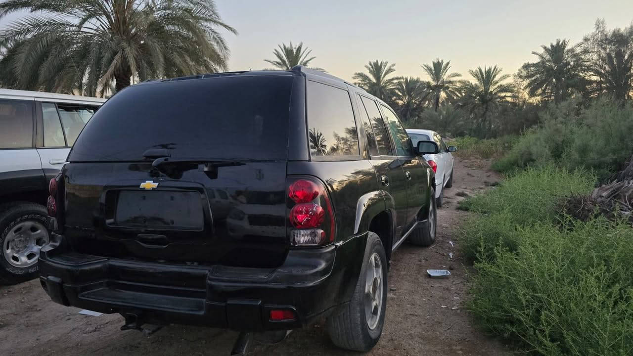 السلام عليكم من رخصة الادمن سياره بلايزر 2008 محرك وكير بلادي قبق ابيض صبغ عام للجماليه السياره جاهزه خير من الله مزاد وزارة الداخليه تترقم بابل والرقم مجاني فقط الرسوم السعر 58 وبيها مجال مكاني بابل المسيب 
للاستفسار الاتصال او متواجد خاص 
***********
