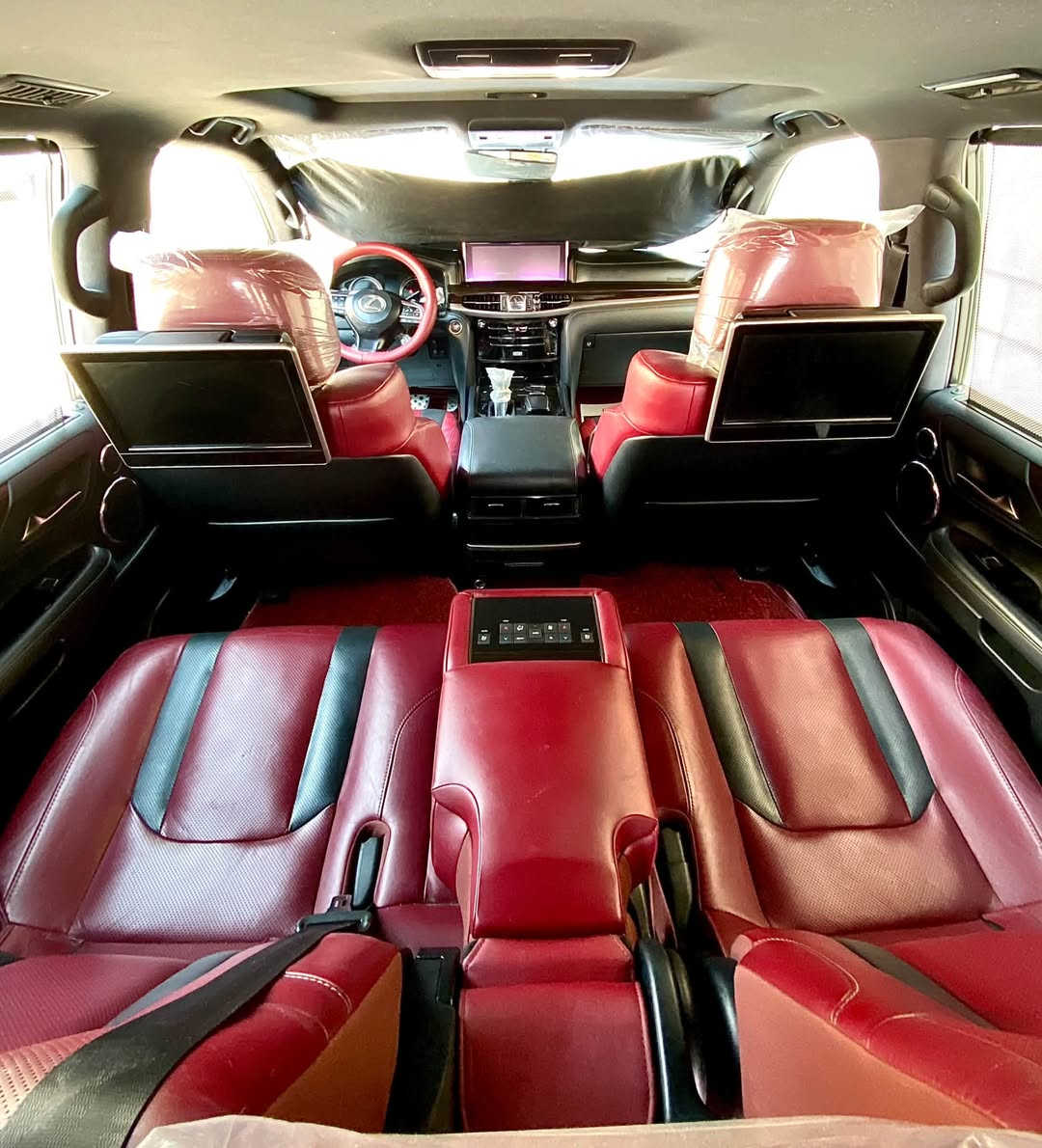 🔥 لكزس LX 570 Super Sport موديل 2020 — وارد خليجي

🚘 للبيع لكزس LX 570 Super Sport بحالة ممتازة جداً، سيارة متكاملة ومواصفات عالية، وارد خليجي + بريم + كفالة عامة ✅

✨ المواصفات والأوبشنات:

📡 رادارات وحساسات أمامية وخلفية وجانبية 360°
📷 كاميرات 360°
🖥️ شاشات أمامي وخلفي — عدد 3
🌞 فتحة سقف
❤️ كشنات أحمر قرميدي ملكي
⚡ جميع الكشنات كهربائية
❄️🔥 كشنات تدفئة وتبريد
🧊 ثلاجة
🛞 طخم تايرات جديد
🔩 حدادة 100%
🏗️ جكات هايدروليك
🏔️ جميع أوبشنات الطرق الجبلية والصحراوية
📦 صندوق شفط
🎮 تشغيل عن بُعد
💡 إشارات ترحيب
4️⃣❌4️⃣ نظام دفع رباعي
⚙️ أنظمة القيادة: اقتصادي / عادي / سبورت / سوبر سبورت

💯 السيارة مواصفاتها فول وكلش حلوة
📍 الرقم: بغداد — تحويل مباشر
📍 مكان السيارة البصرة
💰 السعر: 775$

📞 للاستفسار:
***********
