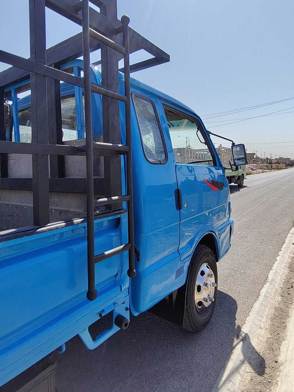 السلام عليكم
كيا بنكو موديل 96 رقم بغداد تحويل مباشر 

مكينه 2700 بلادي كير اكسل شاصي حداديه 

شاصي مكفول رقم شاصي بلادي واضح 

تخم تاير جديد سبيرات جاهزه كهربائية شغاله 

سياره جديده مال جناي لاضربه ولا تبديل عل بلاد 

فقط صبق مكانات جماليه محجر تفصال 

دواخل كشنات علا وضع الشركه سعر 63

مكان بغداد ه‍ *********** 

غير متواجد عل نت اتصل وتدلل
